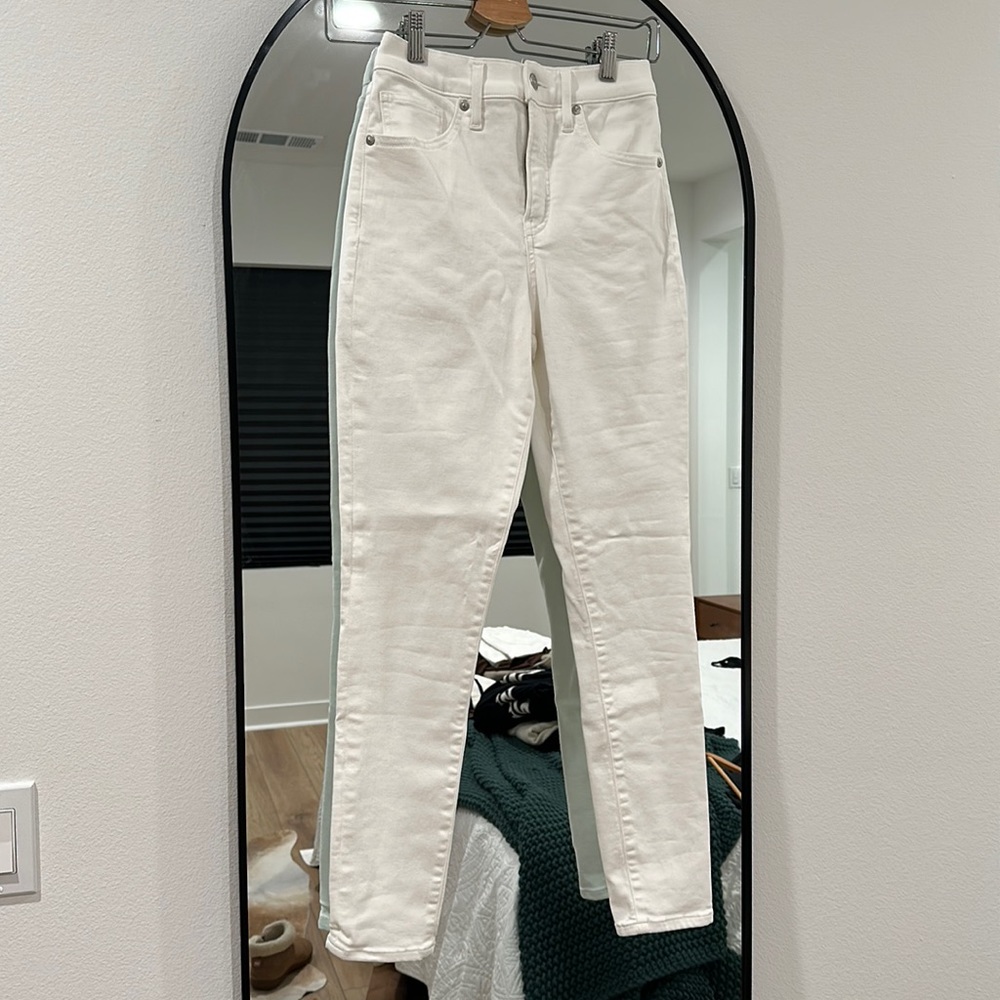 Express skinny high rise white jeans
